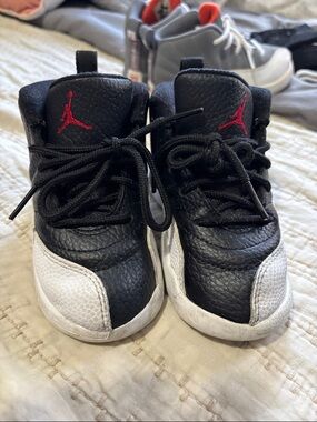 Nike Jordan 23’s Toddler Black/White Red Jumpman Sneakers